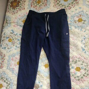 FIGS scrub pants petite medium
